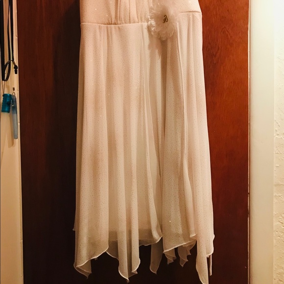 Girls dress size 14. Padded front for modesty. - Picture 2 of 7